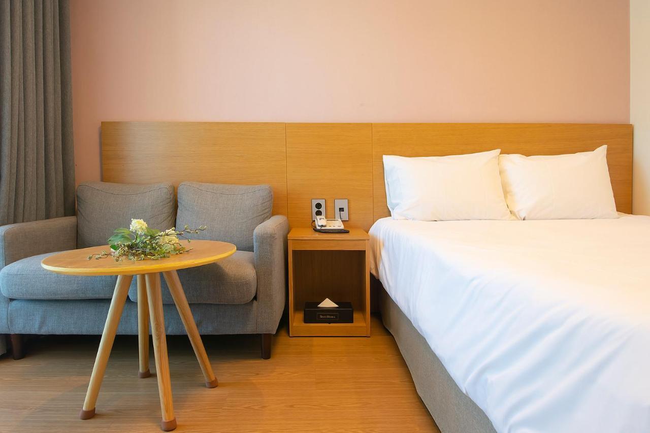 Sims Hotel 済州市 エクステリア 写真